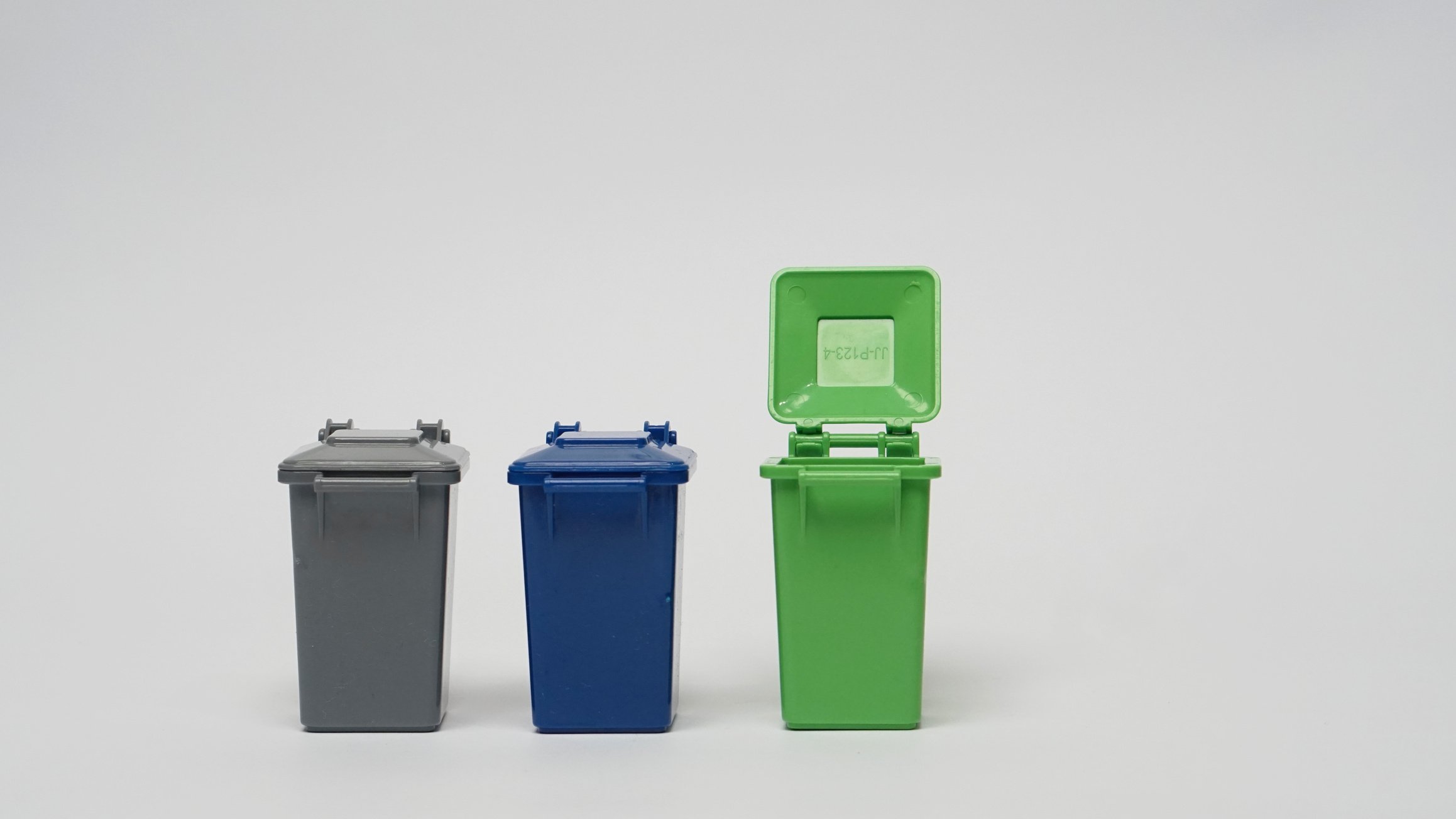 Trash Bin Miniature